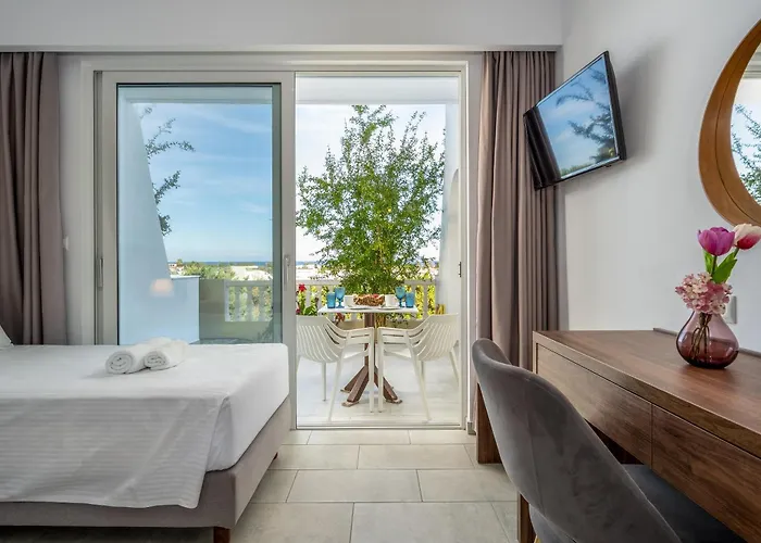 Johannes Boutique & *