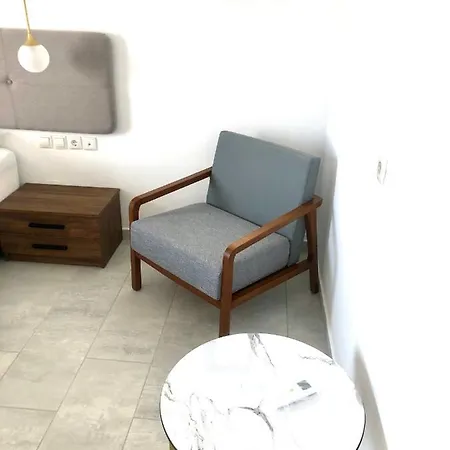아파트 Johannes Boutique & 아판토우