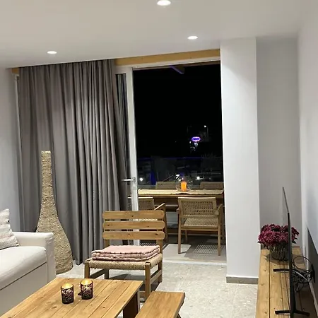 Johannes Boutique & * Afantou