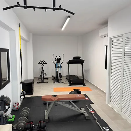 Johannes Boutique & * Afantou