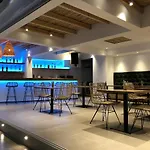 Johannes Boutique & * Afantou