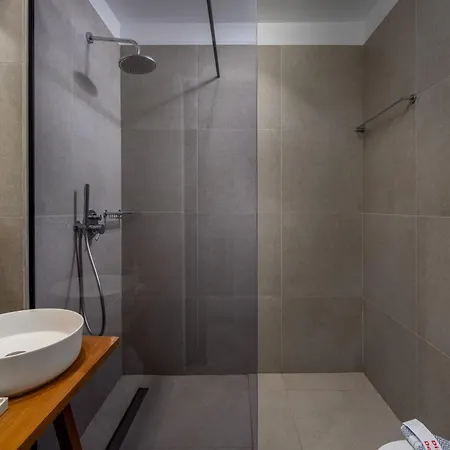 Apartment Johannes Boutique & *